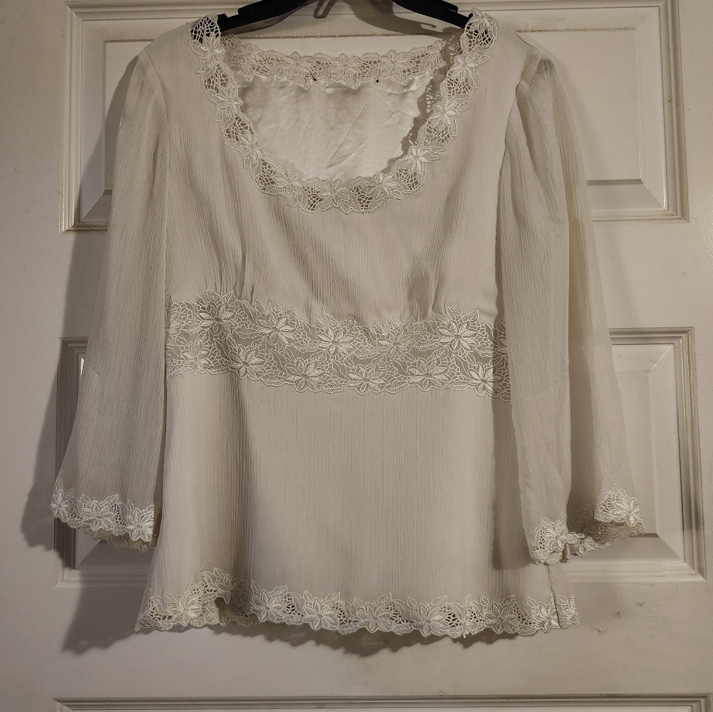 Elegant White Lace Trim Blouse